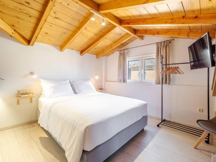 Old Town Corfu Romantic Studio Manto Nymfes Apartment Екстериор снимка